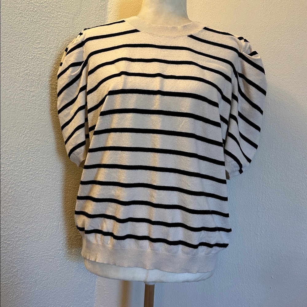 Dokotoo Striped Cream and Black Women’s Sweater Top Size 2XL